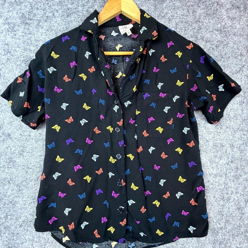Self Esteem Shirt Womens‎ Medium Black Butterfly All Over Print Casual Button Up